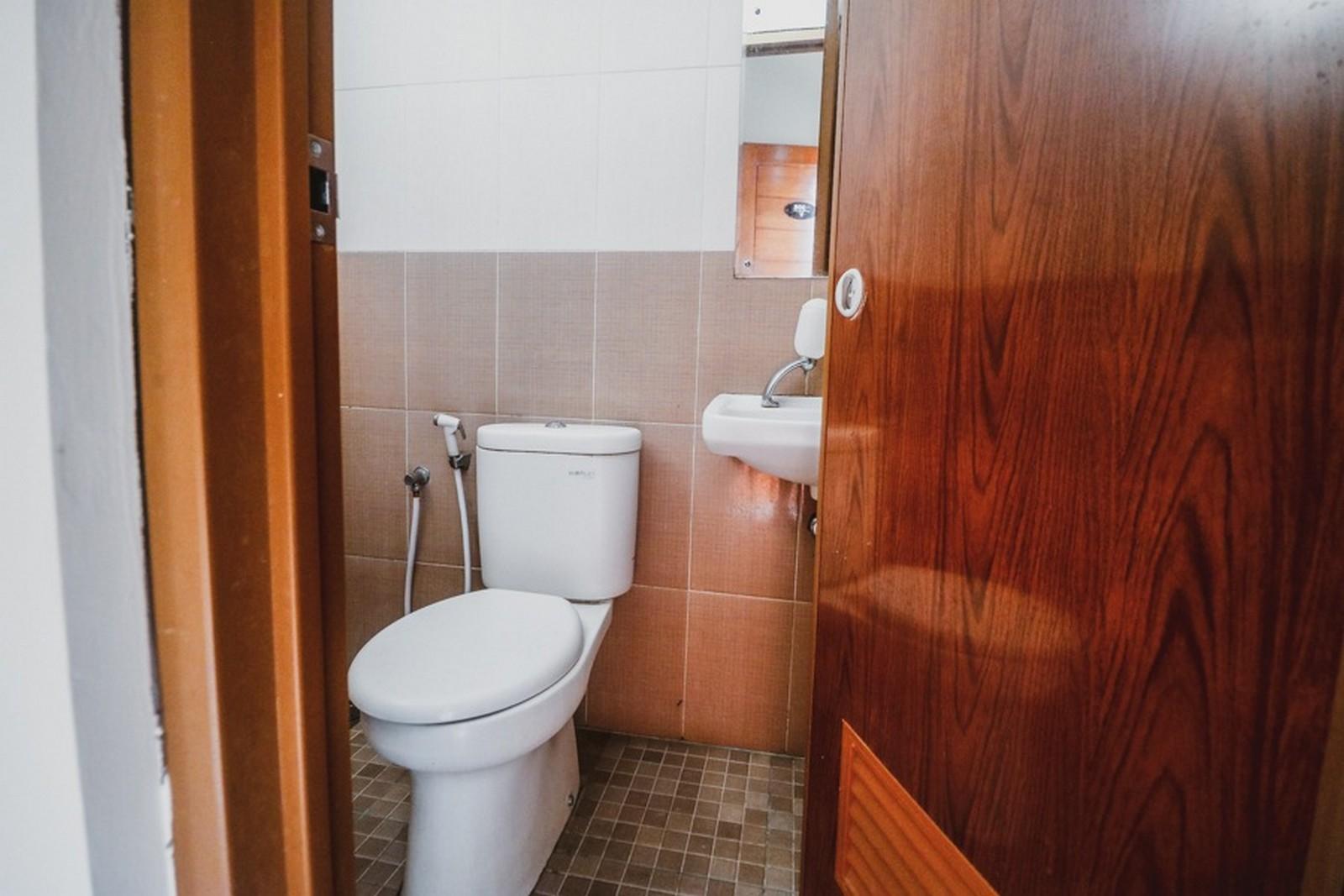 Reddoorz Plus Near Semanggi Джакарта Екстериор снимка